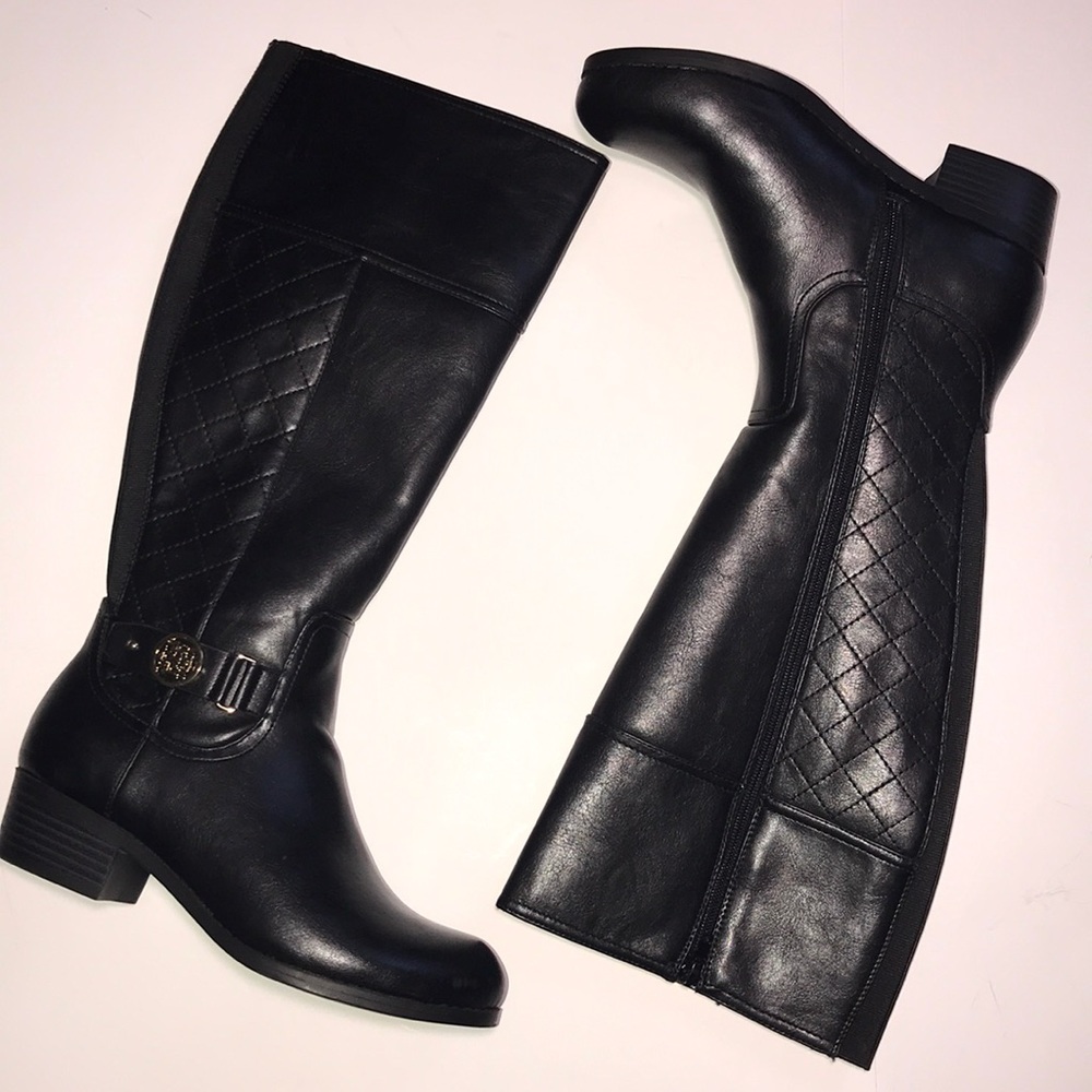 🍁NEW PRICE REDUCED!🍁 LizClaiborne wide calf  boot